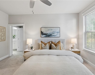 857 Constellation Drive - Photo Thumbnail 23