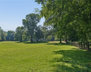857 Constellation Drive - Photo Thumbnail 46