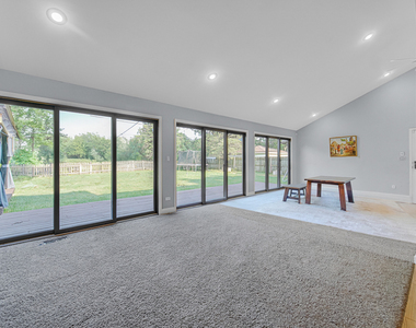 23327 N Wildwood Lane - Photo Thumbnail 2