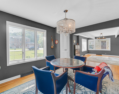 23327 N Wildwood Lane - Photo Thumbnail 11