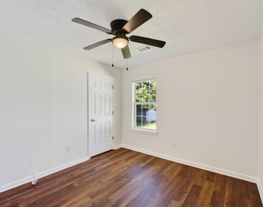 2558 Candlewood Way - Photo Thumbnail 19