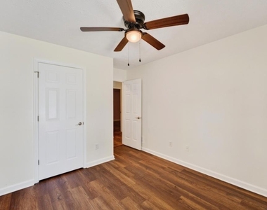 2558 Candlewood Way - Photo Thumbnail 22