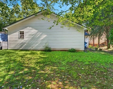 2558 Candlewood Way - Photo Thumbnail 25