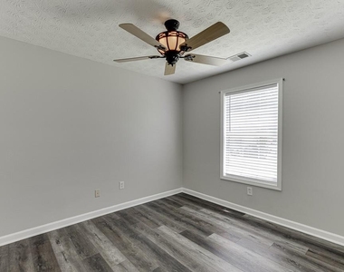 3535 Duncan Bridge Drive - Photo Thumbnail 21