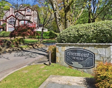 904 Wentworth Court - Photo Thumbnail 27