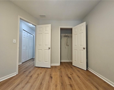 1999 Hailston Drive - Photo Thumbnail 19
