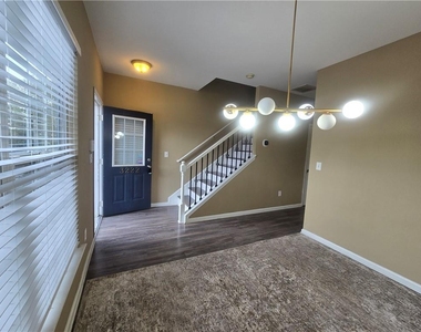 3222 Hidden Cove Circle - Photo Thumbnail 3