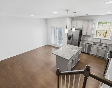 2392 Belmont Place - Photo Thumbnail 24