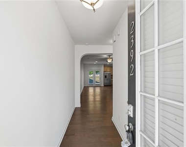 2392 Belmont Place - Photo Thumbnail 5