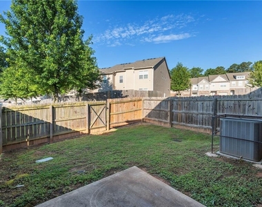 2392 Belmont Place - Photo Thumbnail 25