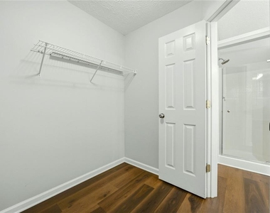 572 Staghorn Lane - Photo Thumbnail 21