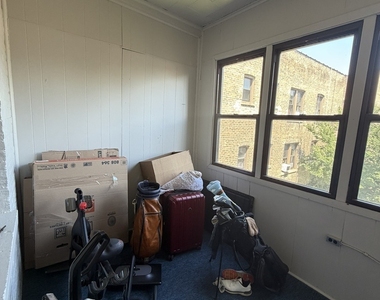 4847 N Damen Avenue - Photo Thumbnail 10