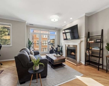 1517 W Fry Street - Photo Thumbnail 4