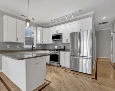 1517 W Fry Street - Photo Thumbnail 2