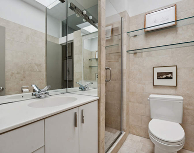509 W Grant Place - Photo Thumbnail 15