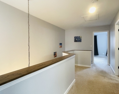 1385 Redbridge Court - Photo Thumbnail 20