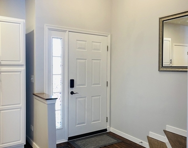 1385 Redbridge Court - Photo Thumbnail 12