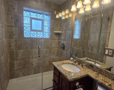 8418 W Crain Street - Photo Thumbnail 34