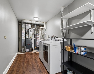 441 Park Ridge Lane - Photo Thumbnail 9