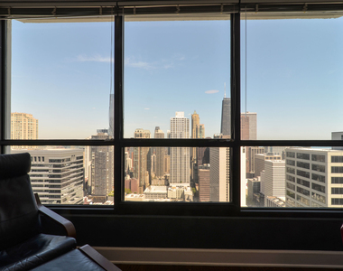 405 N Wabash Avenue - Photo Thumbnail 2