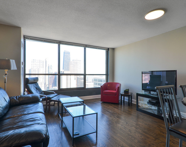 405 N Wabash Avenue - Photo Thumbnail 1