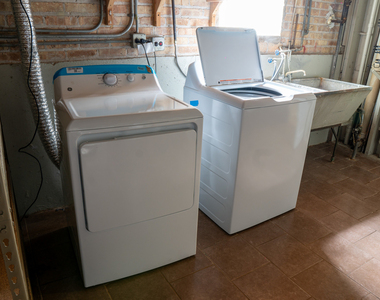 9733 Karlov Avenue - Photo Thumbnail 32
