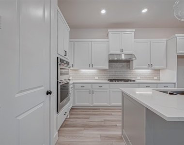26914 Arethusa Court - Photo Thumbnail 5