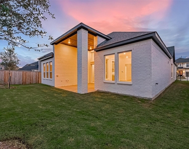 26914 Arethusa Court - Photo Thumbnail 41