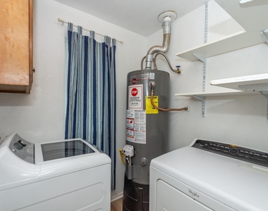 1714 Magnolia Drive - Photo Thumbnail 11