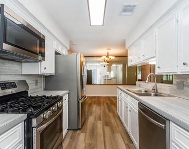 1714 Magnolia Drive - Photo Thumbnail 12