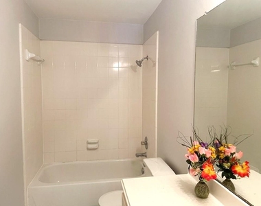 12827 Magenta Oaks Drive - Photo Thumbnail 20