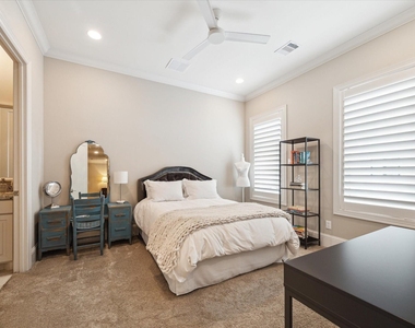 1527 Cunningham Parc Lane - Photo Thumbnail 18