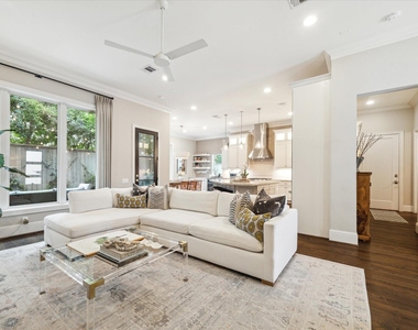 1527 Cunningham Parc Lane - Photo Thumbnail 3