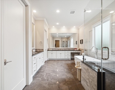 1527 Cunningham Parc Lane - Photo Thumbnail 11