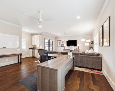 1527 Cunningham Parc Lane - Photo Thumbnail 15