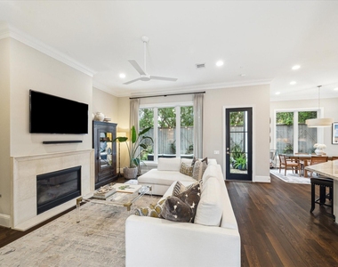 1527 Cunningham Parc Lane - Photo Thumbnail 2