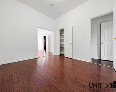 232 Covert Street - Photo Thumbnail 2