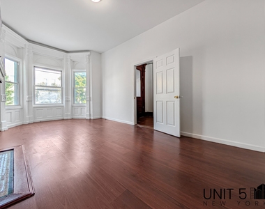 232 Covert Street - Photo Thumbnail 1