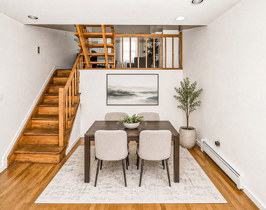 322 West 14th Street - Photo Thumbnail 2
