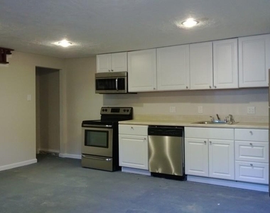 3800 Garrott Street - Photo Thumbnail 4