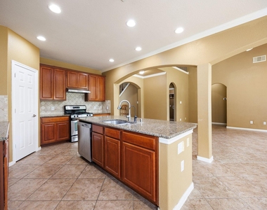 9722 Eagle Peak Ct - Photo Thumbnail 21