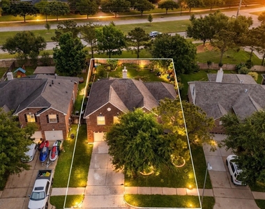 9722 Eagle Peak Ct - Photo Thumbnail 40