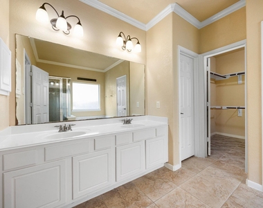 9722 Eagle Peak Ct - Photo Thumbnail 13