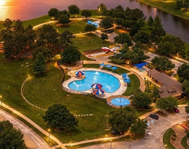9722 Eagle Peak Ct - Photo Thumbnail 2