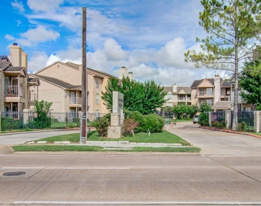 10101 S Gessner Road - Photo Thumbnail 4