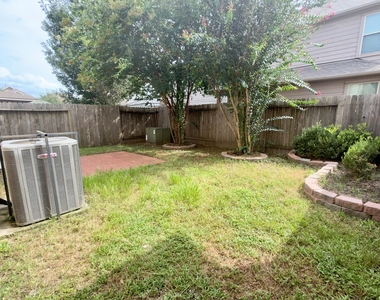 17035 Amarose Drive - Photo Thumbnail 25