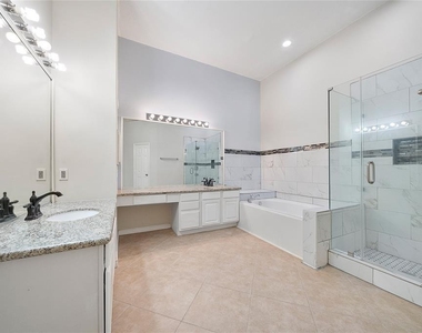 18423 Cobblestone Drive - Photo Thumbnail 6