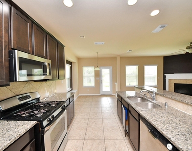 7214 Baitland Drive - Photo Thumbnail 19