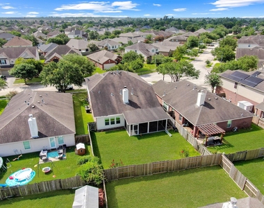 30327 Deleon Fields Drive - Photo Thumbnail 35