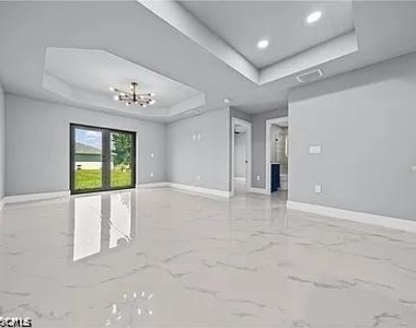 1130 Graystone Avenue - Photo Thumbnail 15